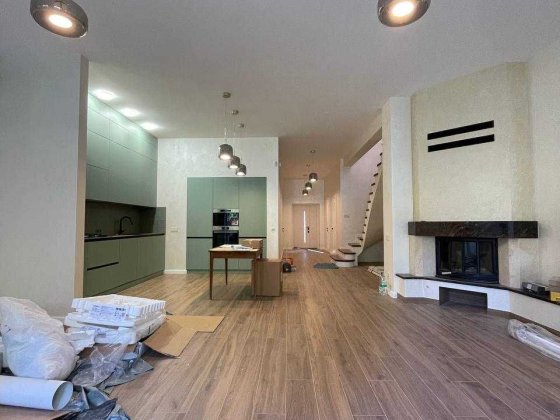 Оренда сучасний котедж у м. Львів на вул. Шевченка. ПЕРША ЗДАЧА Львов