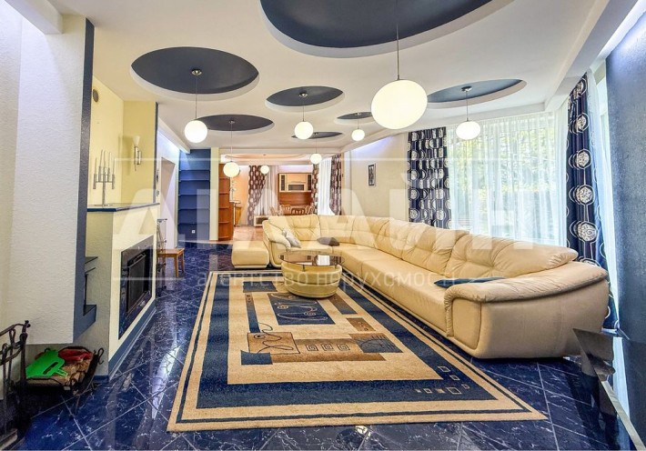 ТОП будинок на Дніпрі 250 м2 , 3 спальні - фото 1