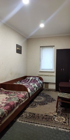 1-к квартира в частном доме по ул. Степана Бандеры (Шмидта) - фото 1