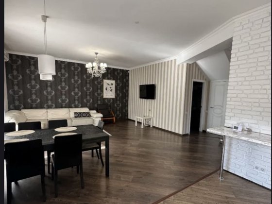 Сдается 4 х комн дом начало пр Слобожанский( Правда) Дніпро