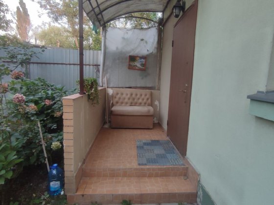 Здам в оренду половину будинку Київ