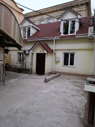 Aренда шикарного дома возле водолечебницы на Большой Морской. - фото 1