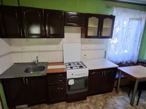 Сдам в Суворовском Р-не Крыжановка 3-х комн.квартира на земле на 2 эт. Одесса