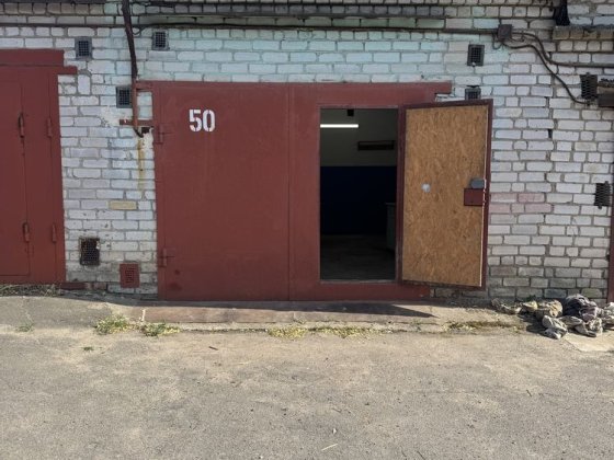 Гараж в оренду АГК «Буг» Сухий фонтан Дом Природи Николаев