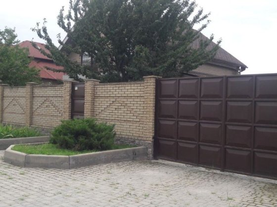 Сдам 2х этажный дом на длительный срок Харків