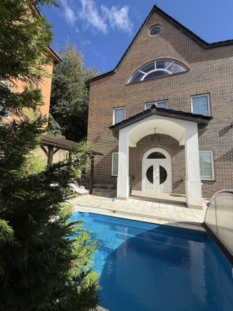 Аренда шикарного дома на Звиренецкой,Печерск,Посольства,бассейн,камин - фото 1