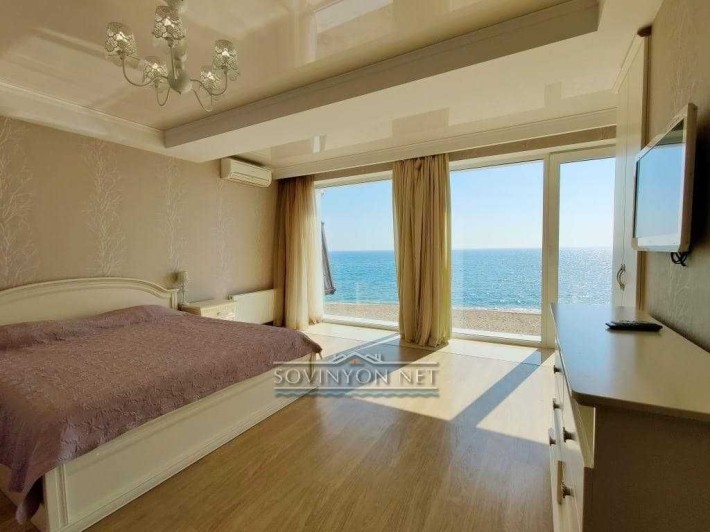 Стильный и красивый дом с шикарным видом на море район Совиньона - фото 1