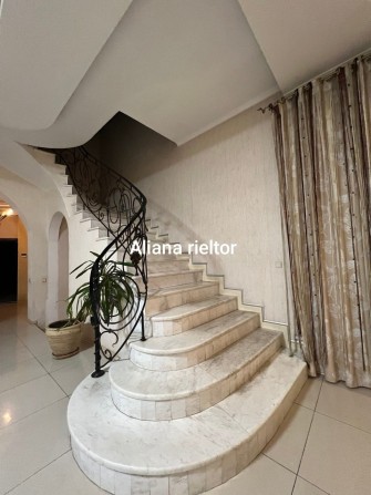 Оренда будинку  Д Донського  ай ті офіс   підвал , гараж - фото 1