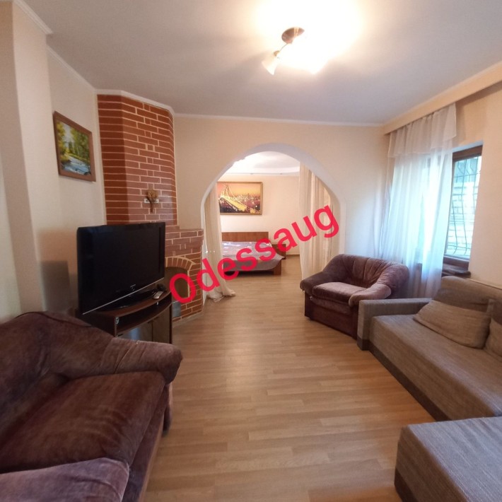 Аренда 3-ком Дом  12 ст Большого Фонтана. - фото 1