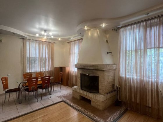 Дом с камином и садом на Таирова. За Кадором Одеса