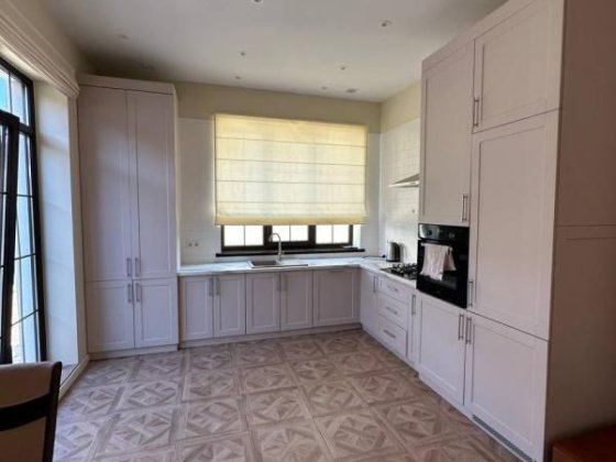 Аренда современного дома в Совиньоне,  6 спален Одеса