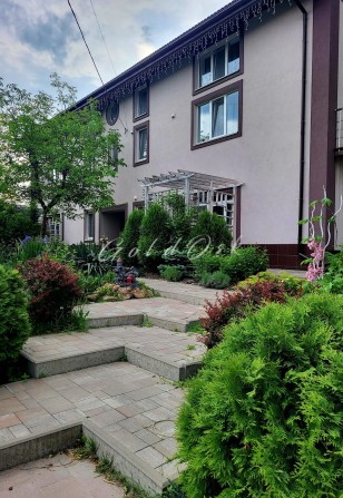 Здам Таунхаус/ Клубний будинок/Апартаменти. Поруч метро Осокорки. - фото 1