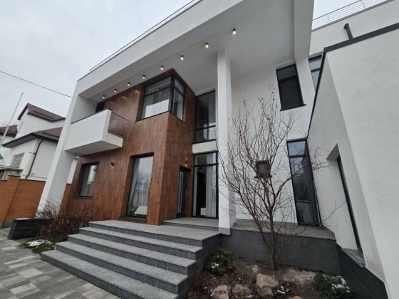 БЕЗ%! Оренда стильного будинку 500м2, вул.Вільшанська, Печерск Київ