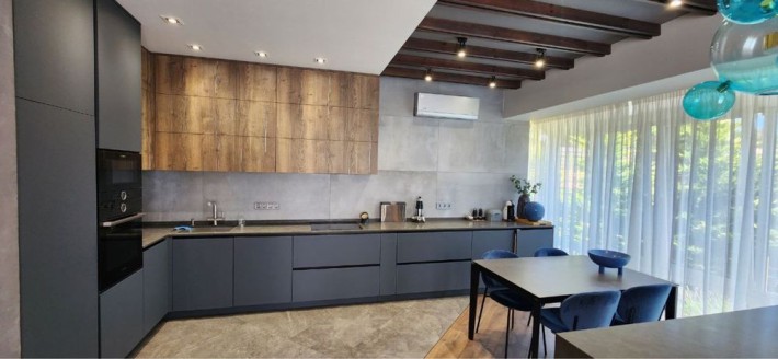 Стильный будинок у  моря в кооперативе - фото 1