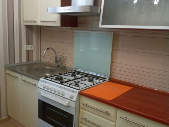 Сдам дом 16 фонтана Золотой берегдля семьи,свой двор,парковка Одеса