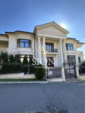 Оренда ексклюзивного маєтку 850 м2, центр, закрите містечко, басейн - фото 1