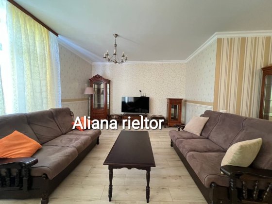 Аренда   11 ст Б Фонтана 3 спальни море 5 мин Одесса