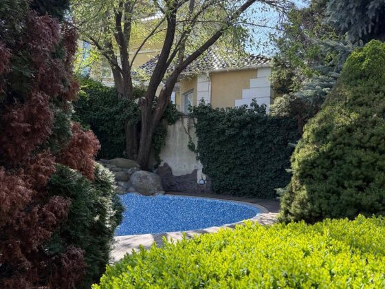 Оренда Будинку 2 бассейна сауна хамман ділянка 12 соток гараж підвал Одеса