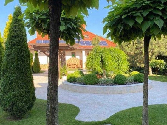 Предлагается в долгосрочную аренду уютный дом в Совиньоне. Одесса