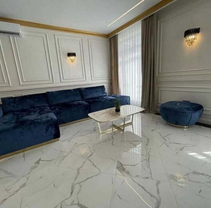 Современный стильный дом с бассейном Совиньон  Видео - фото 1