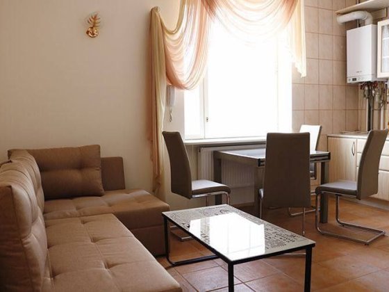 Сдам  4-этажный дом- квартиру  с укрытием в центре Одессы! 280 кв.м! Одесса