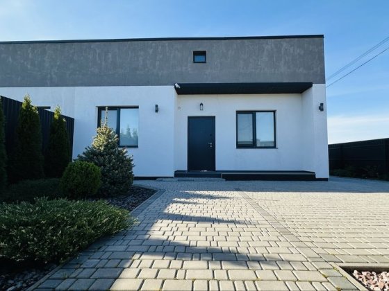 Оренда будинку у Боратині