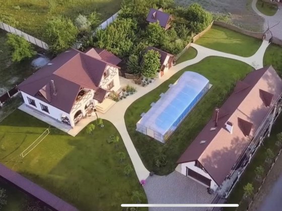 Сдам дом с большим участком Обуховка