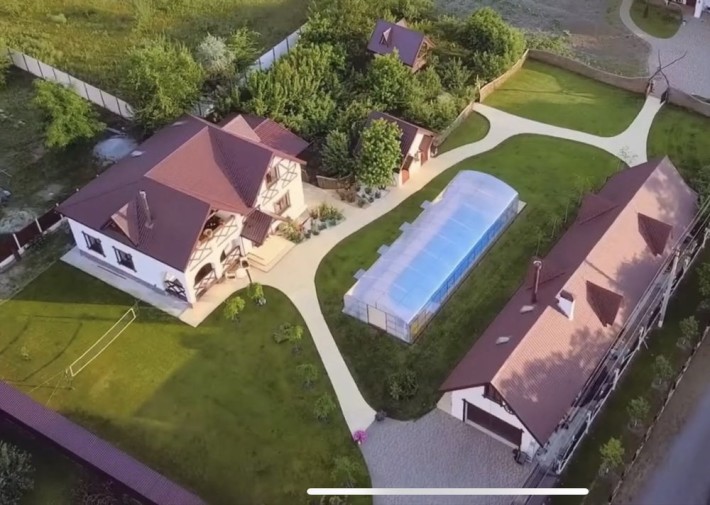 Сдам дом с большим участком - фото 1