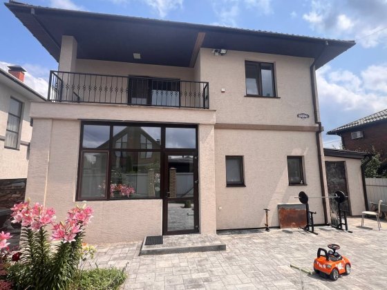 Здається в оренду сучасний двоповерховий приватний будинок 135 кв.м Софіївська Борщагівка