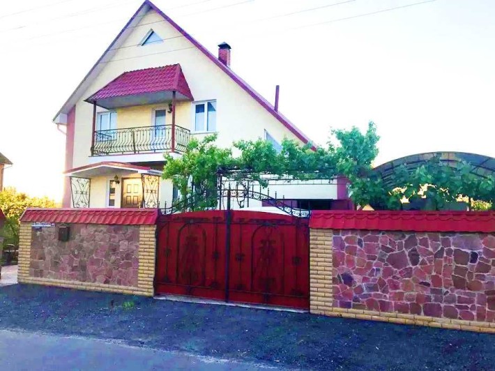 Здам в оренду будинок с.Святопетрівське.Камін,навіс,сад - фото 1