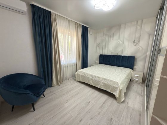 Оренда неймовірного будинку в  с. Святопетрівське Святопетровское