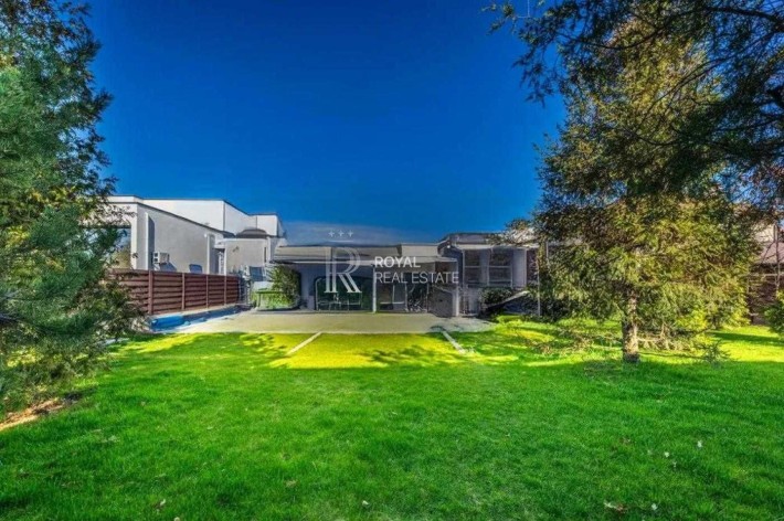 Оренда Будинок 300 м.кв 3-к 10 сот Басейн Гараж Генератор - фото 1