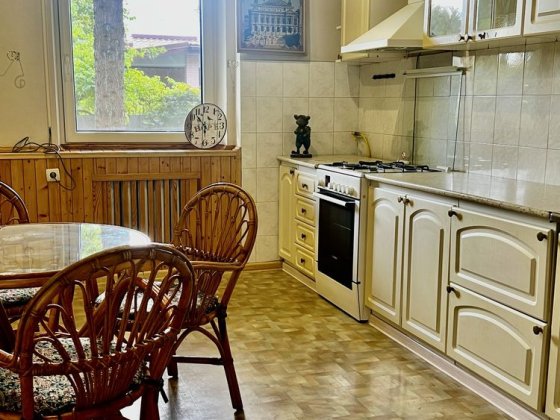 Оренда будинку в Крюківщині по вулиці Ужгородська Крюковщина