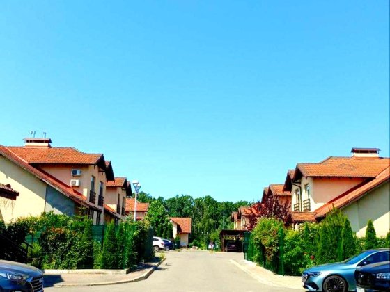 Оренда Будинку | ТаунХаус | К.М. | є Підвал Гатное