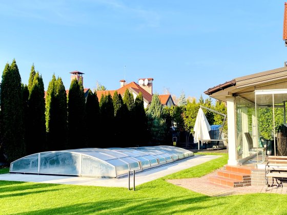 Оренда сучасного будинку з генератором та басейном в КМ Золоче ! Вишенки