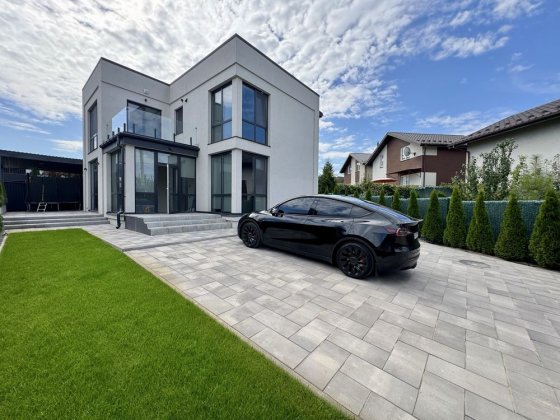 Оренда нового будинку 165 м2 У Котеджному містечку Ходосівка мануфакту Ходосівка