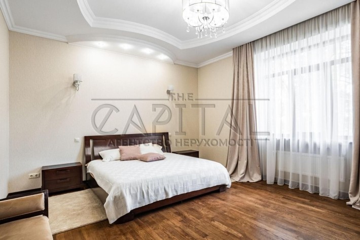 Аренда дома 500м2 территория 30 соток/Лесники, Новообуховская трасса - фото 1