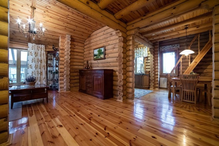 Еко-будинок з карпатського зрубу в сосновому лісі. Романків. - фото 1