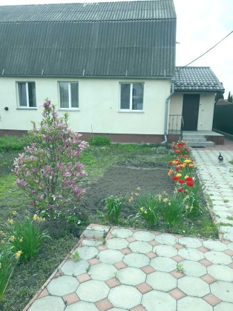 с.Гнатівка  півбудинку з окремим вхідом - фото 1