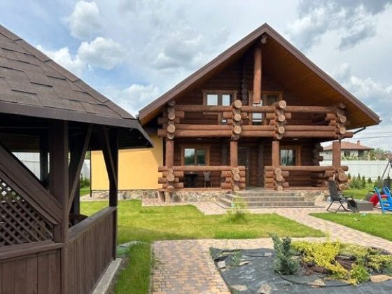 Оренда сучасного будинку зі зрубу в с. Зазимʼя  р. Десна газ генератор Зазимье