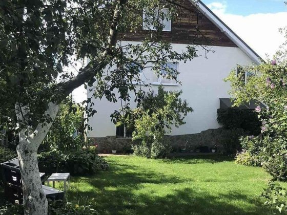 Довгострокова оренда 3-поверхового будинку з чаном в с. Зазим'я. TV Зазим'я