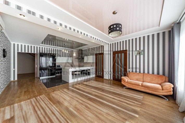 Оренда будинку в котеджному містечку «Маєток» с. Іванковичи генератор - фото 1