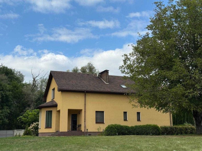 Оренда енерго еффективного будинку з власним озером і банею - фото 1