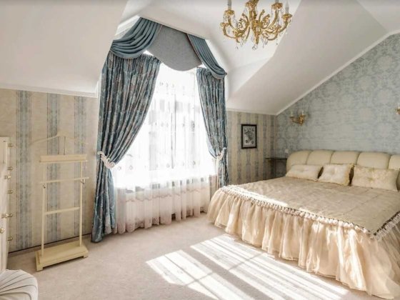 Оренда заміського будинку в Лютіж Лютіж