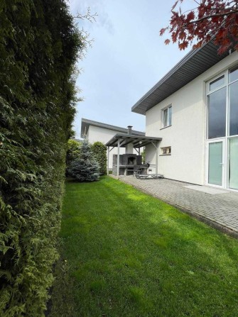 Оренда будинку 100 м2, з каміном та сауною, котеджне містечко - фото 1