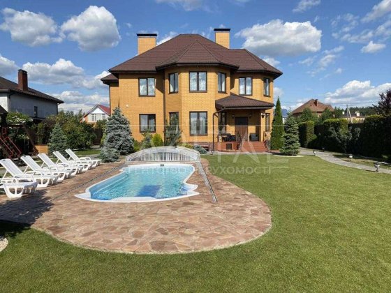 Аренда дома с бассейном и баней, с. Мила Милая