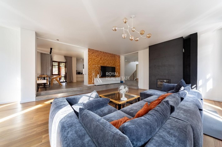 Оренда будинку Мощун 7к 330м2 КМ Пуща-Водиця Бучанський р-н - фото 1