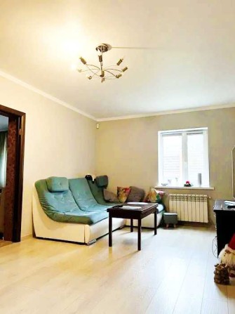 Здам будинок в с.Старі Безрадичі. Альтанка, мангал,гараж, сад, город - фото 1