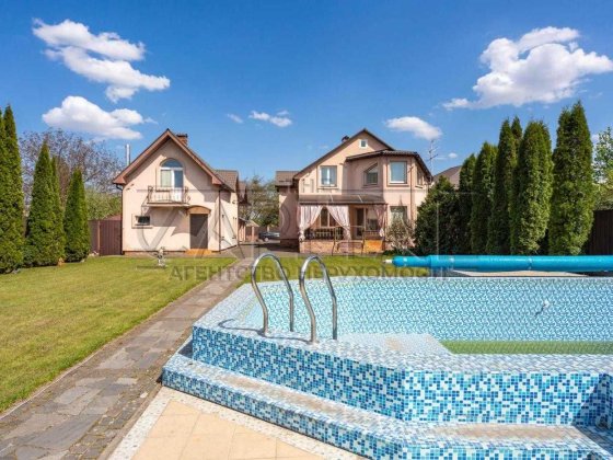 NEW! ТЕРМІНОВА оренда автономного будинку з басейном і сауною Требухів Требухов
