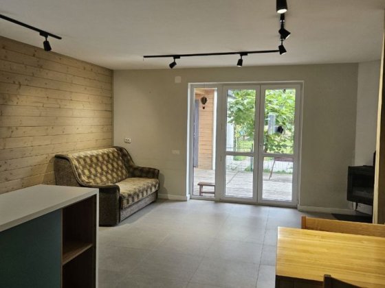 Довготривала оренда приватного будинку Хотів Хотів